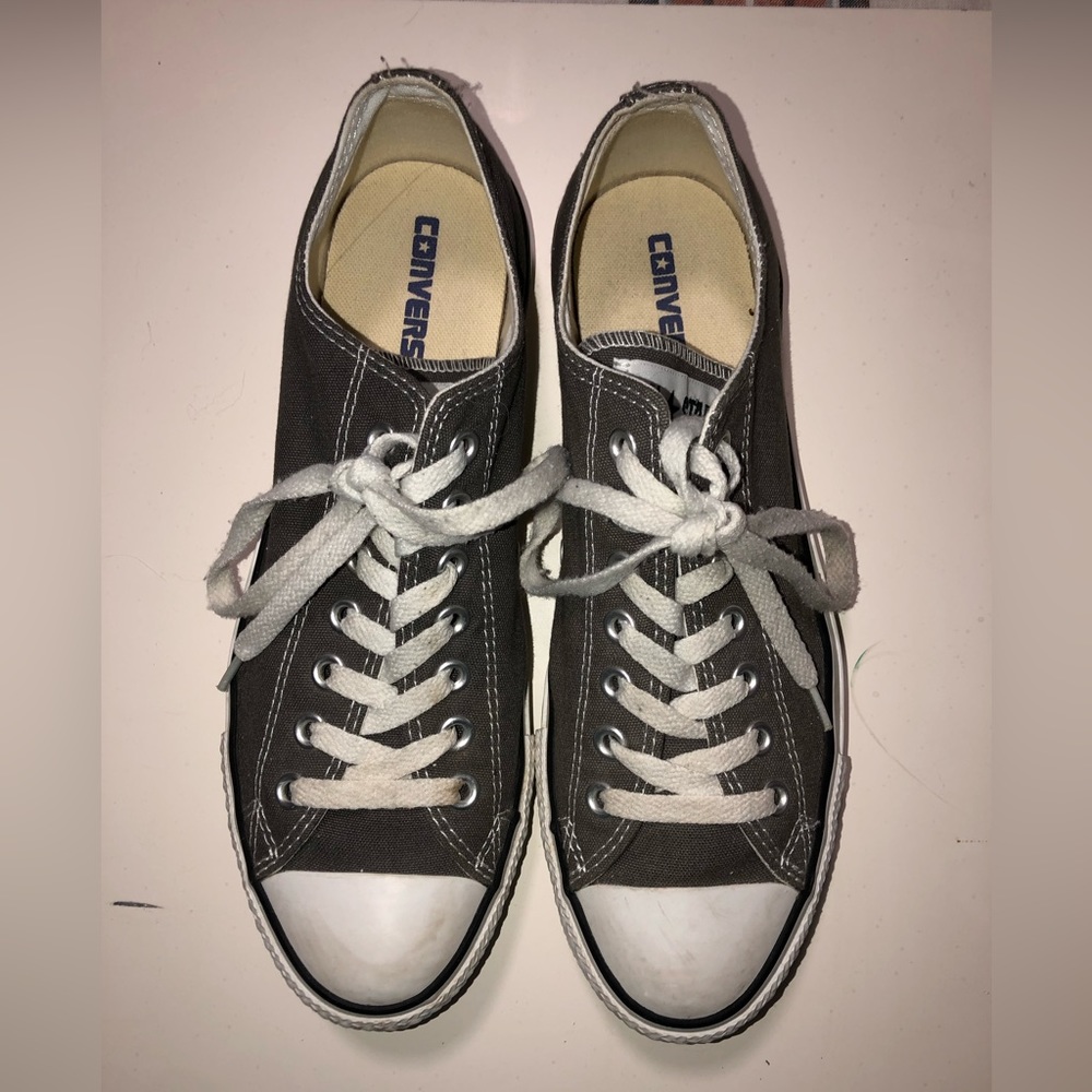 Converse Chuck Taylors All Stars Low Top Unisex Mens 9 Womens 11 charcoal